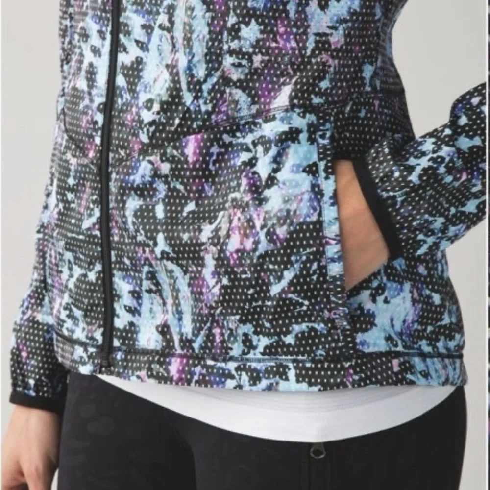 Lululemon Back Pack It Jacket Floral Sport Tranquil Blue Multi